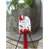 Papan Akrilik Kubah-Bunga Merah
